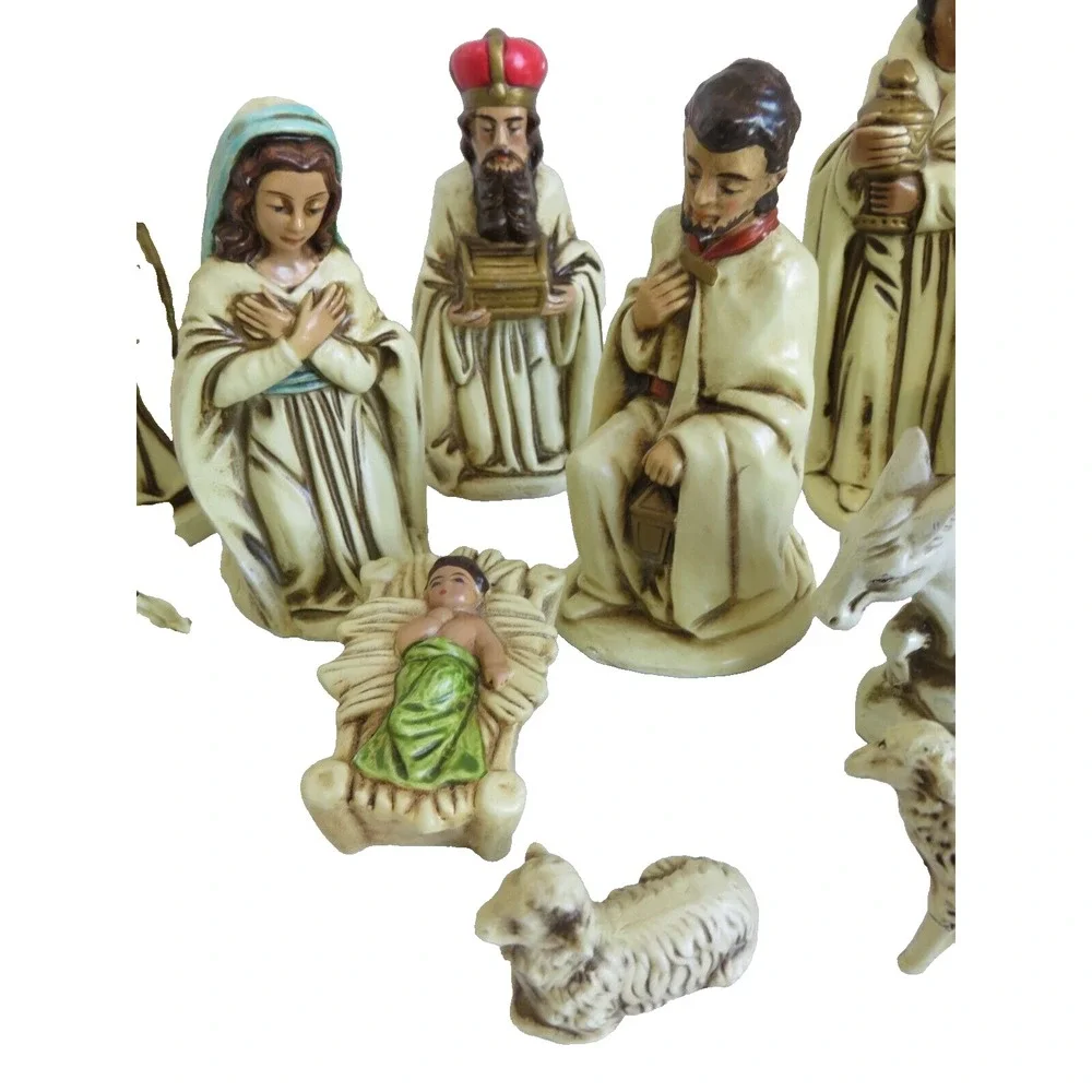 VINTAGE CHRISTMAS NATIVITY CHALKWARE FIGURINES‎ JAPAN 12pc